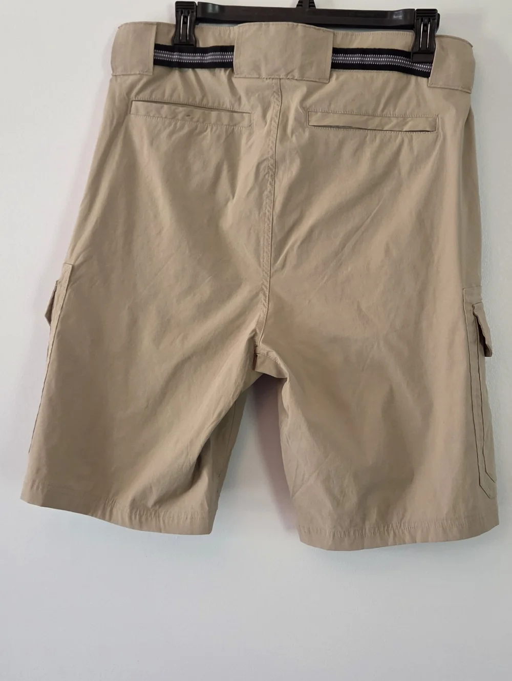 Eddie Bauer Men's Khaki Belted Cargo Shorts Size 34